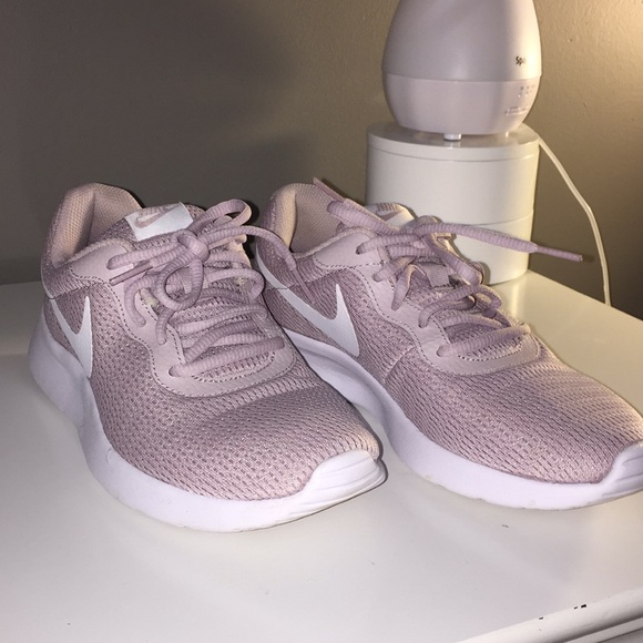 light purple nikes